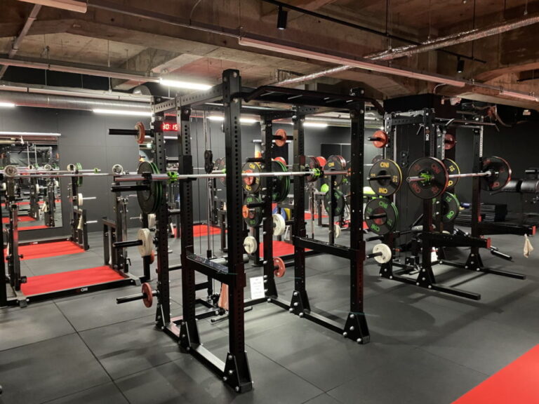ONI GYM Facility Guide│ONI GYM 24 365 Higashi Osaka Fuse